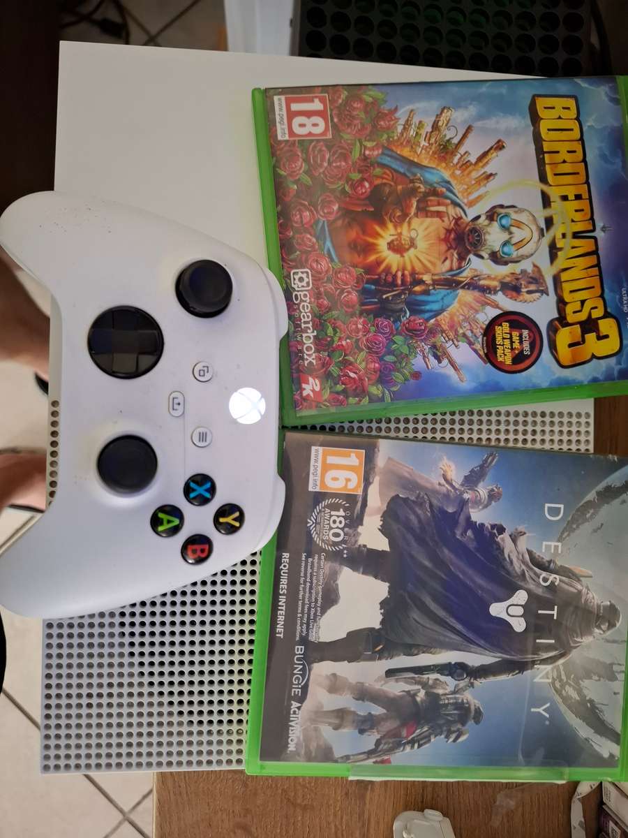 xbox one S - 1T