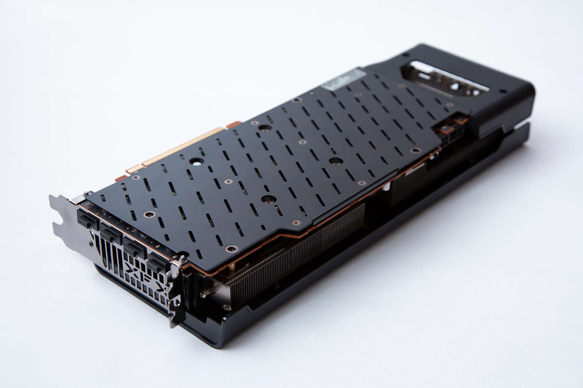 XFX Radeon RX 6800XT SWFT CORE 16GB