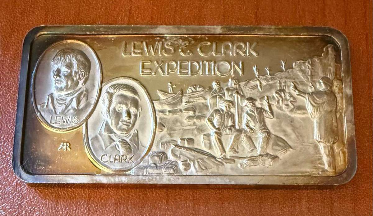 Silver 1 oz *** Lewis & Clark Expedition *** 1976 Hamilton Mint do your research - last of our stock