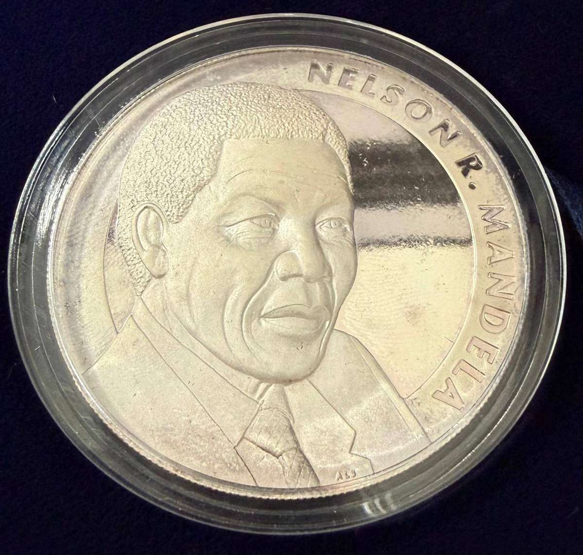 LATE ENTRY !!! Massive 5 OUNCE SILVER Proof Mandela Inauguration Medallion - includes case and COA's