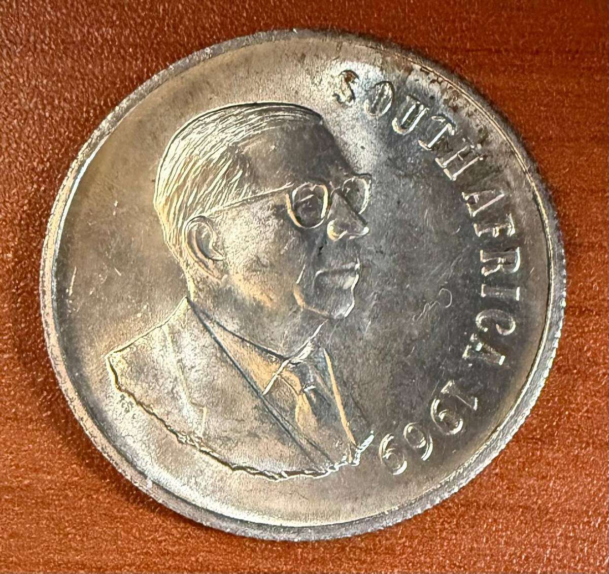 1969*** SIlver R1 *** UNCIRCULATED *** highly collectable