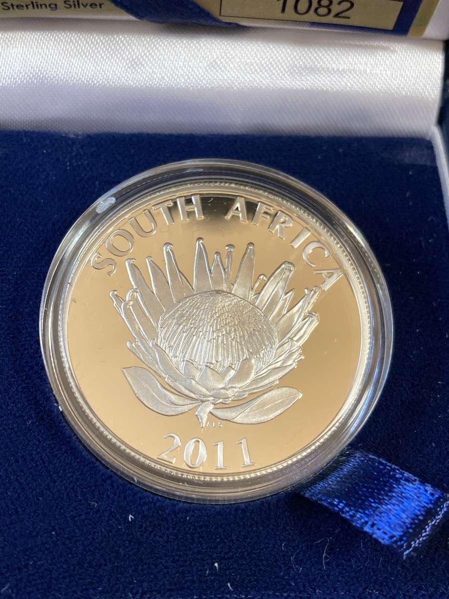 2011 Coetzee Silver Proof  R1 - never opened * will grade very high