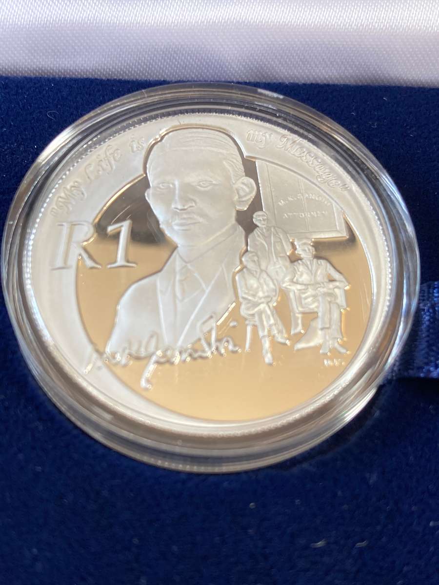GANDHI PROOF SILVER R1 *** IN SAM BOX