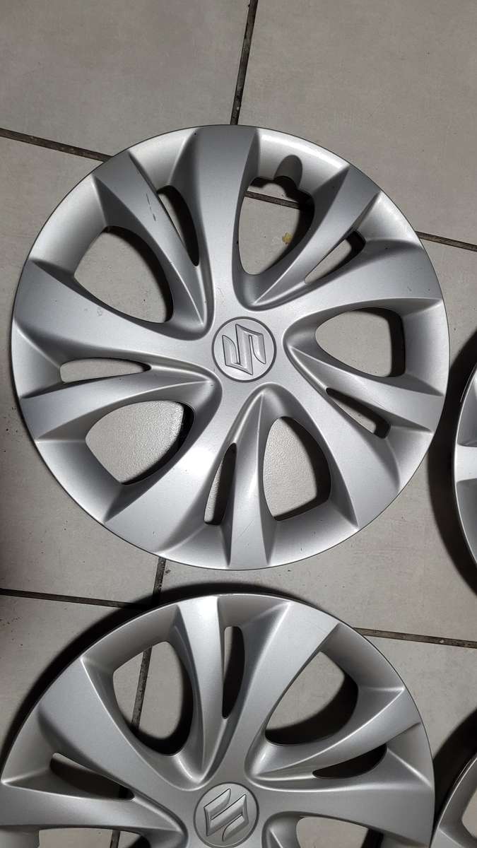 14" Suzuki OEM Hubcaps x4