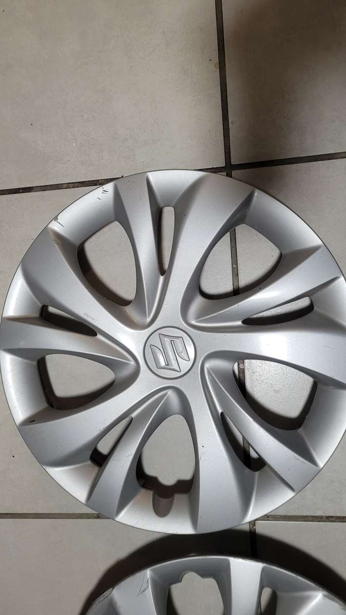 14" Suzuki OEM Hubcaps x4