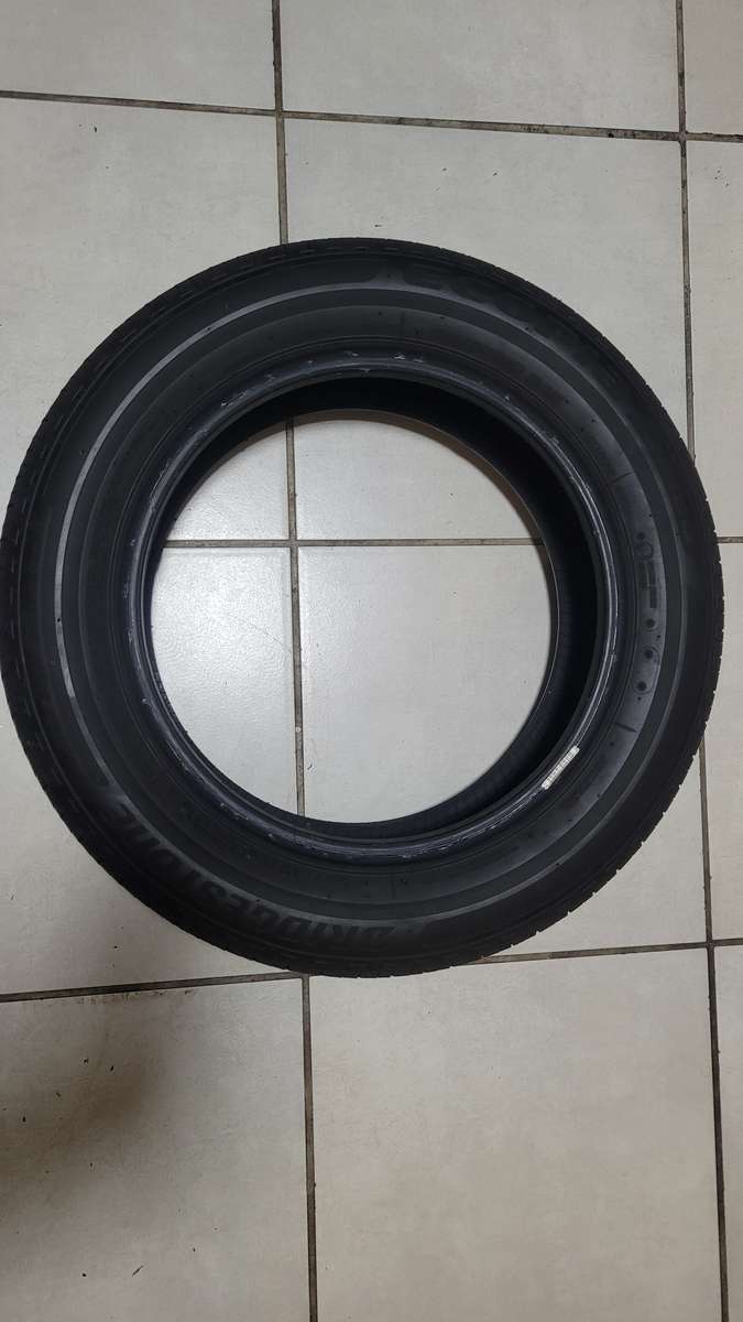 Bridgestone 175/65R15 Tyre