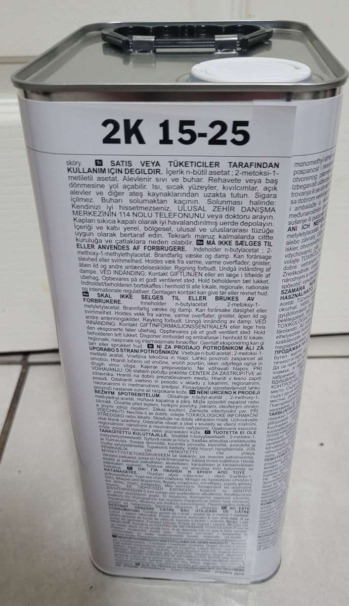 Standox 2k Paint thinner car