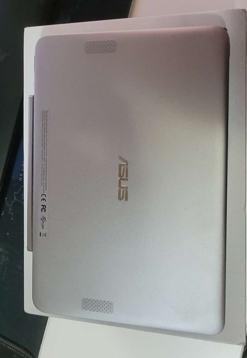 ASUS Transformer Tablet / Laptop with keyboard | in original box