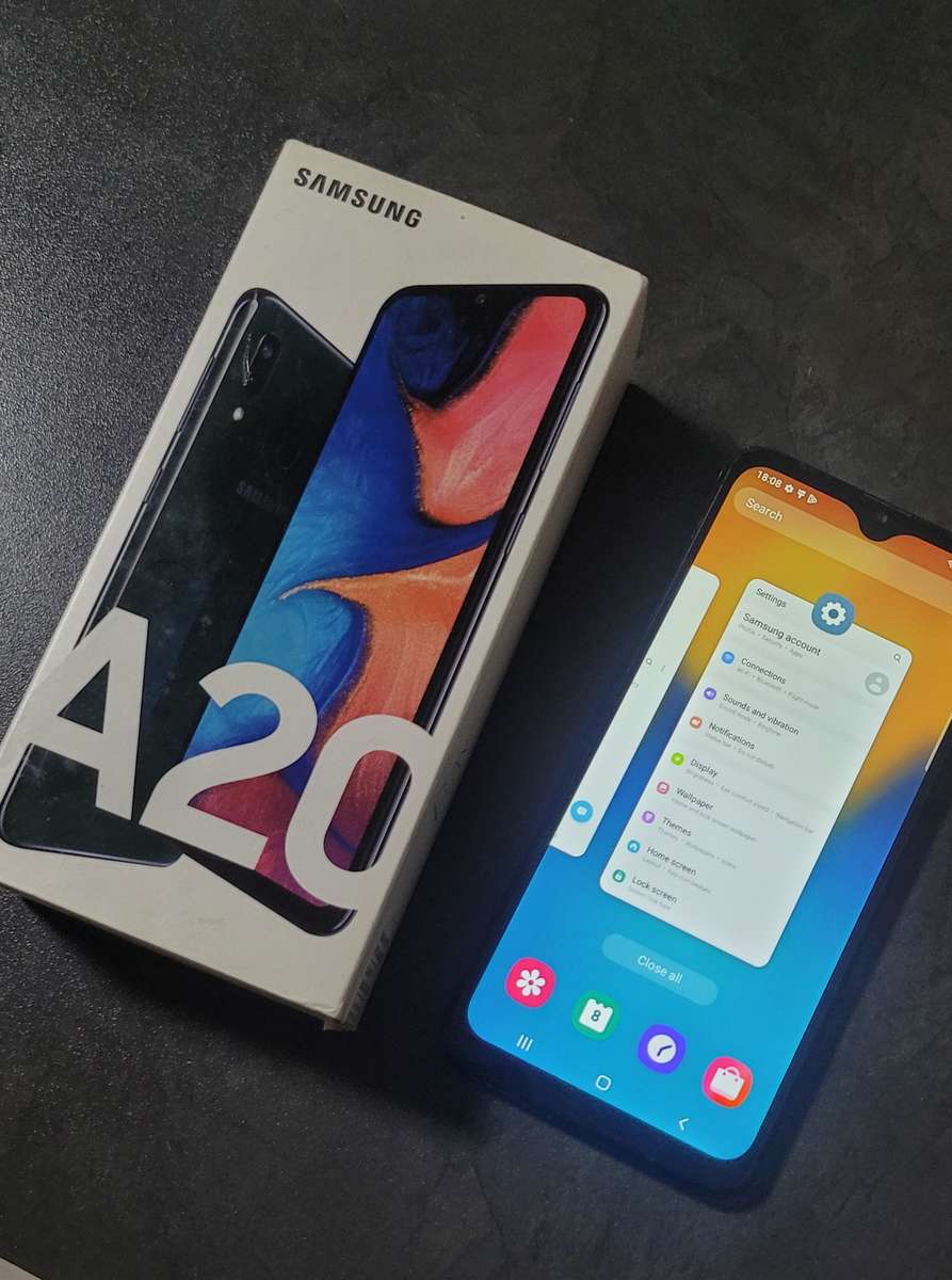 Samsung A20 32GB 4G Black