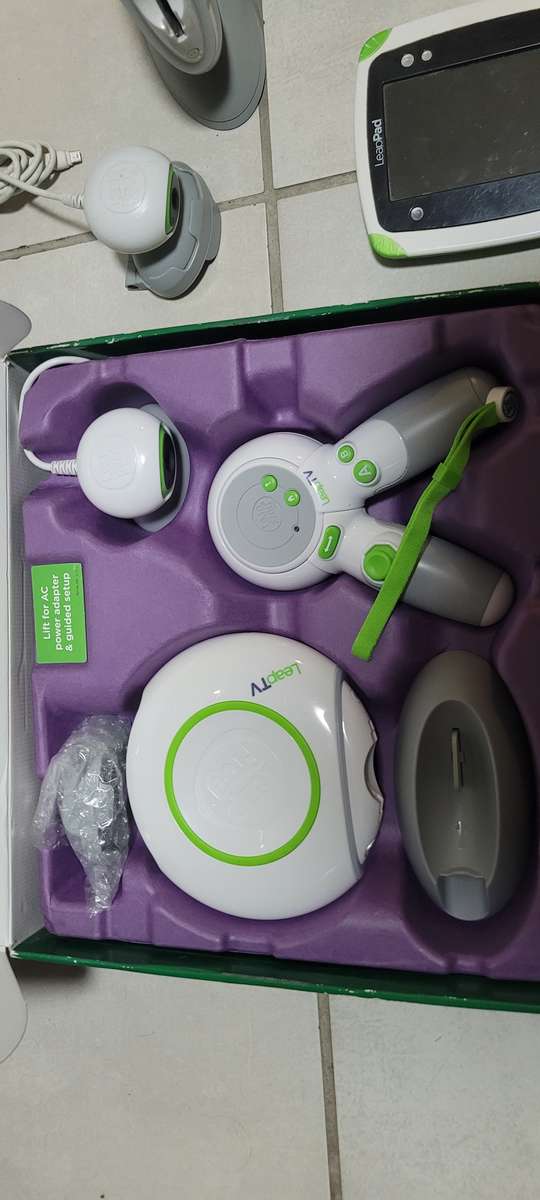 Massive Leapfrog Tv Console Bundle