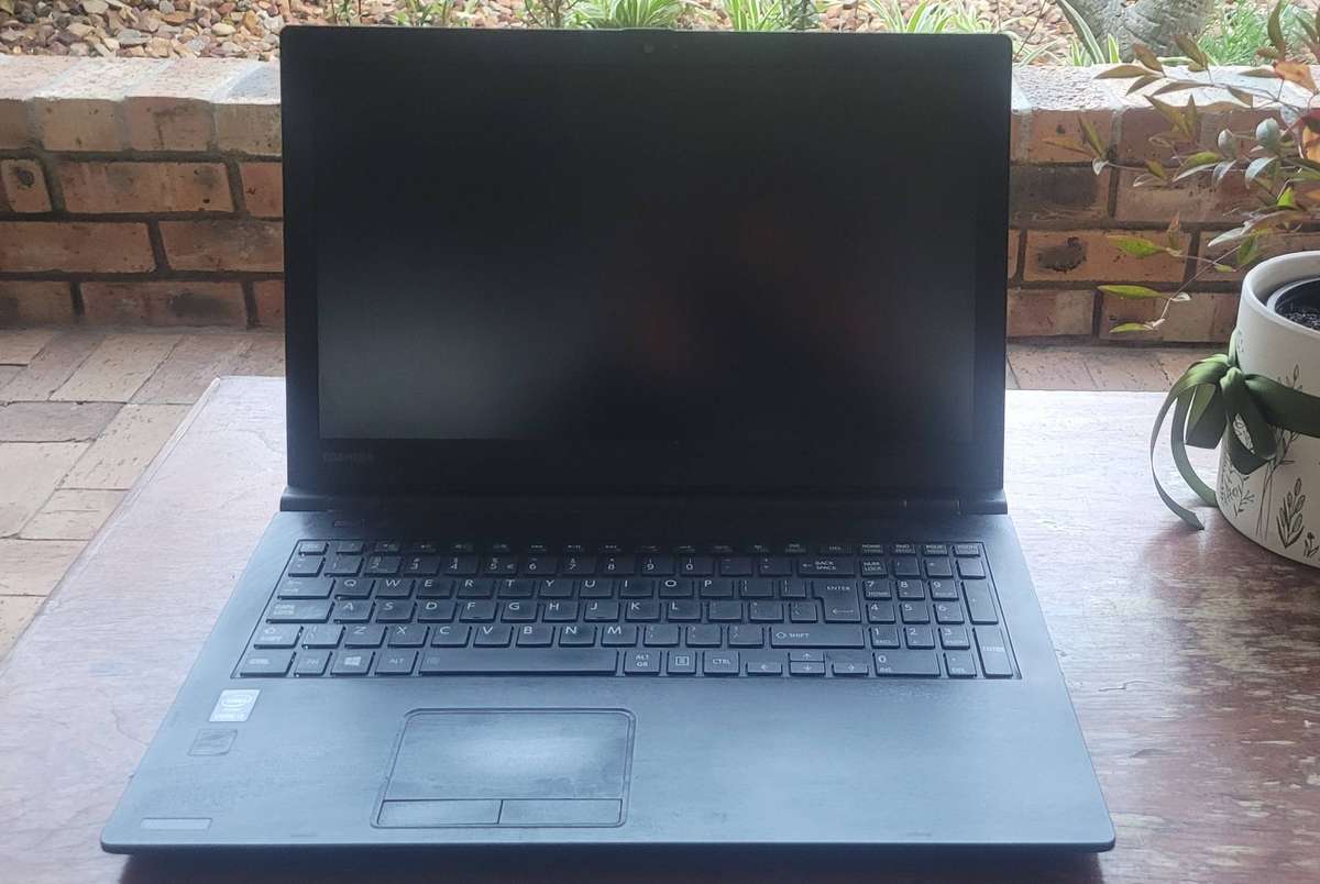 Toshiba Tecra C50 i3-4th Gen