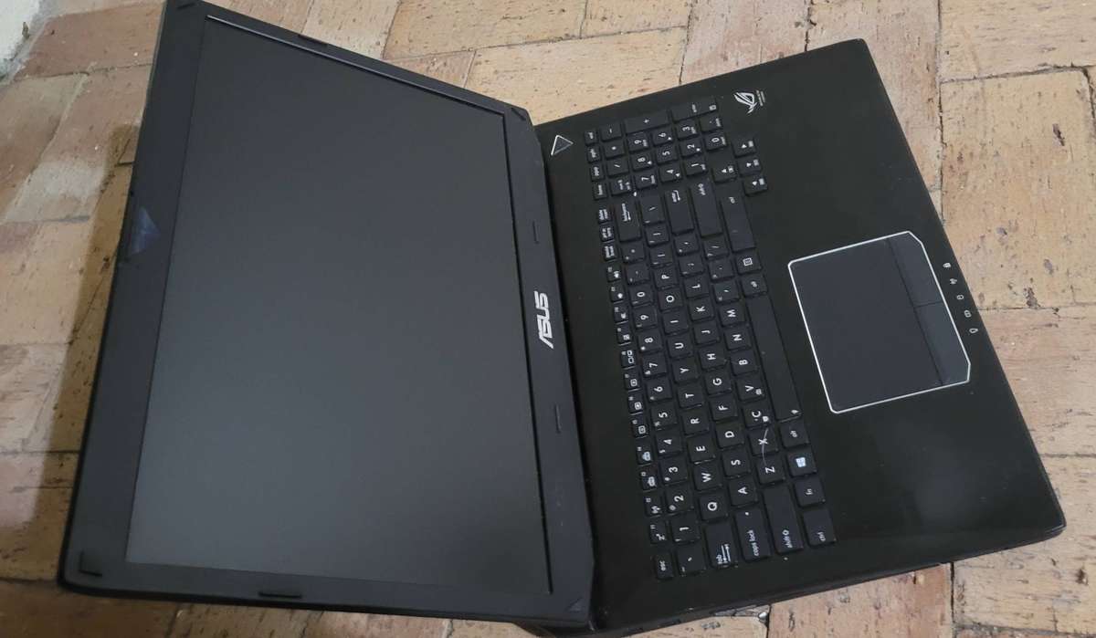 Asus Rog G750 Gaming laptop i7