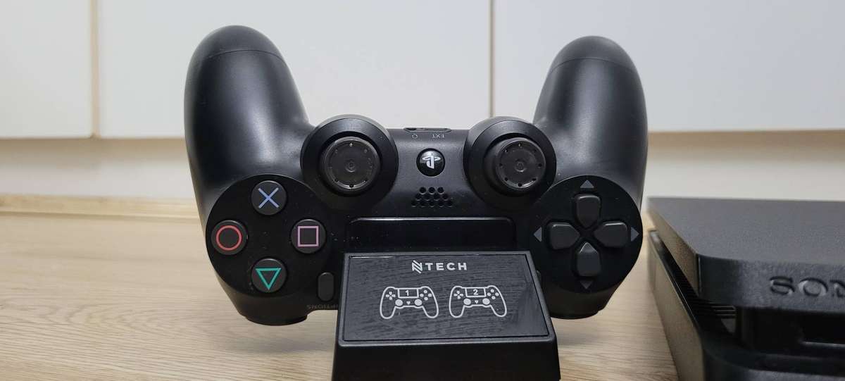 PS4 Slim Console 500Gb Control Immaculate