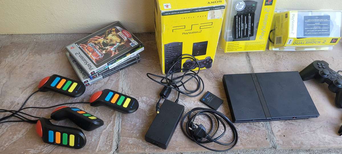 Huge PS2 Bundle and Accessories