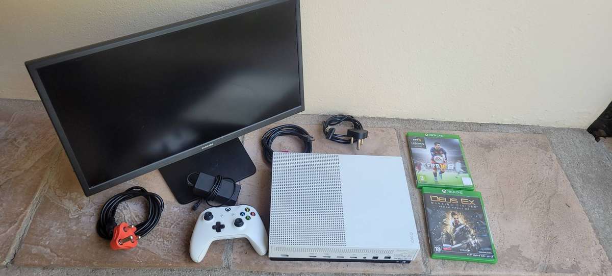 Xbox One S 1TB Console With HD Monitor