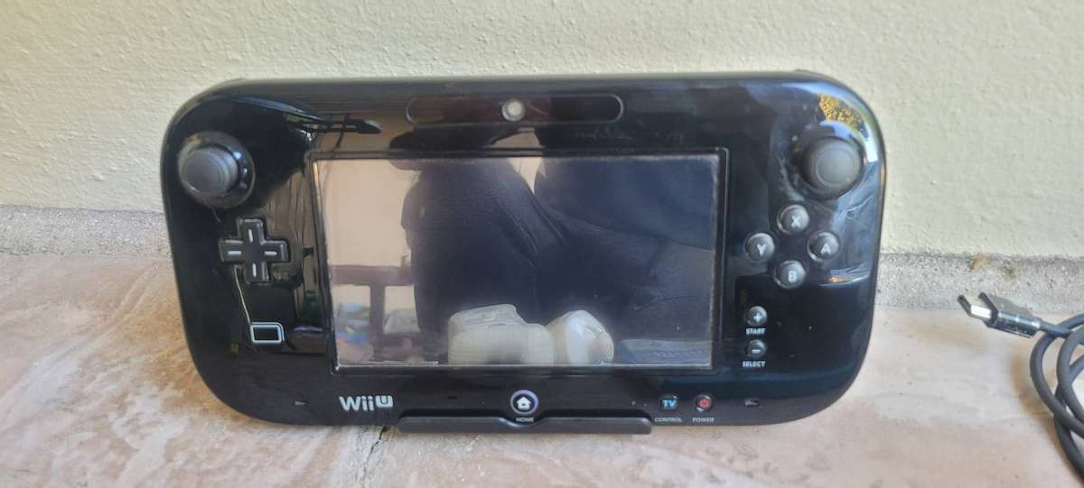 Wii U Console 32Gb with Accessories