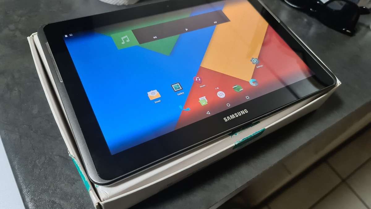Samsung Galaxy Tab 2 Tablet