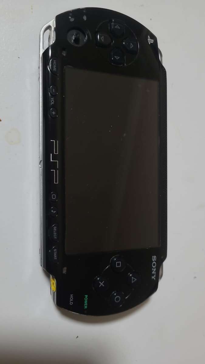 PSP with 15 Games 8GB mem
