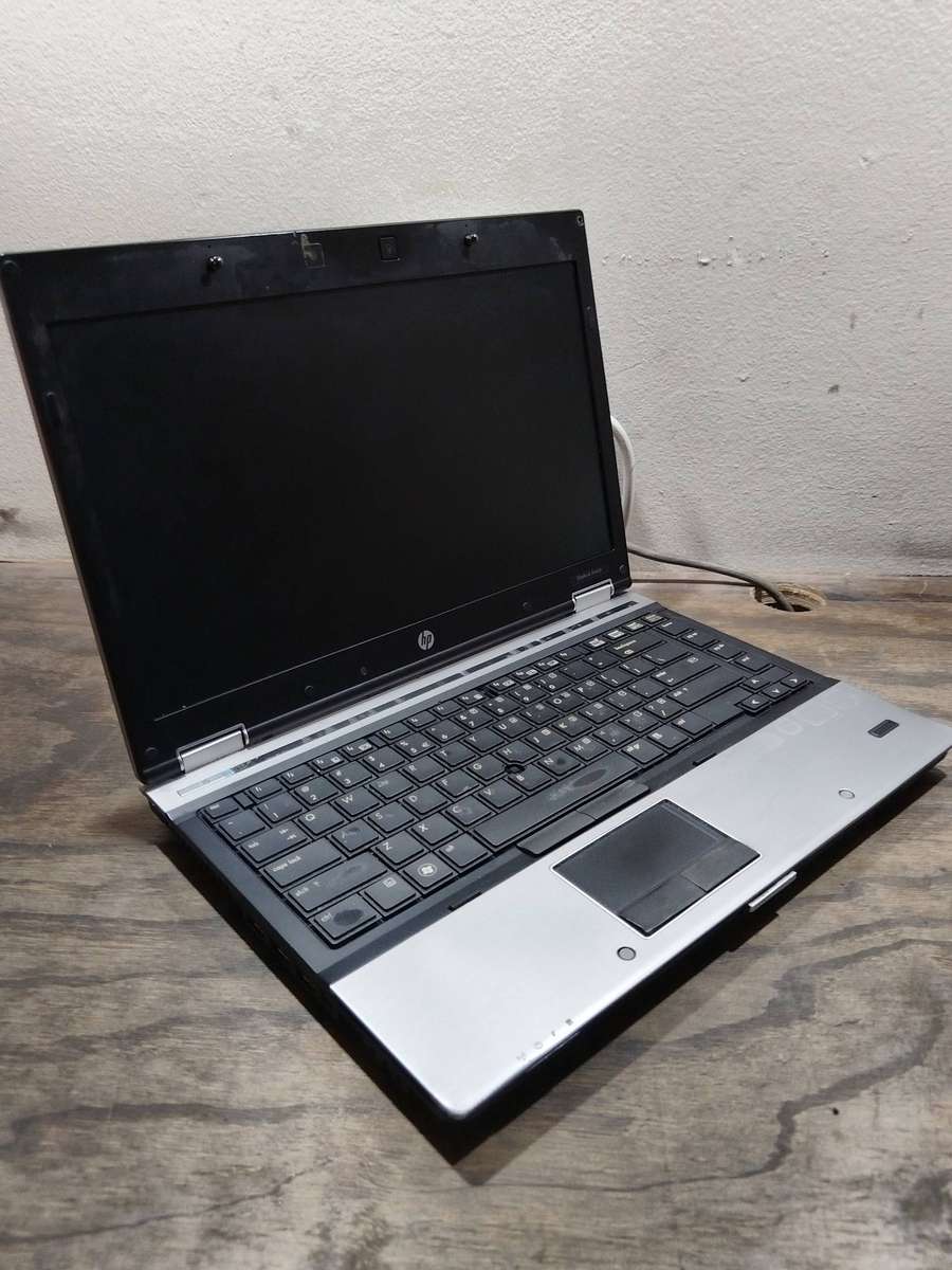 HP EliteBook 8440p - Intel Core i5 - 4GB RAM - 500GB HDD - Windows 10 Pro