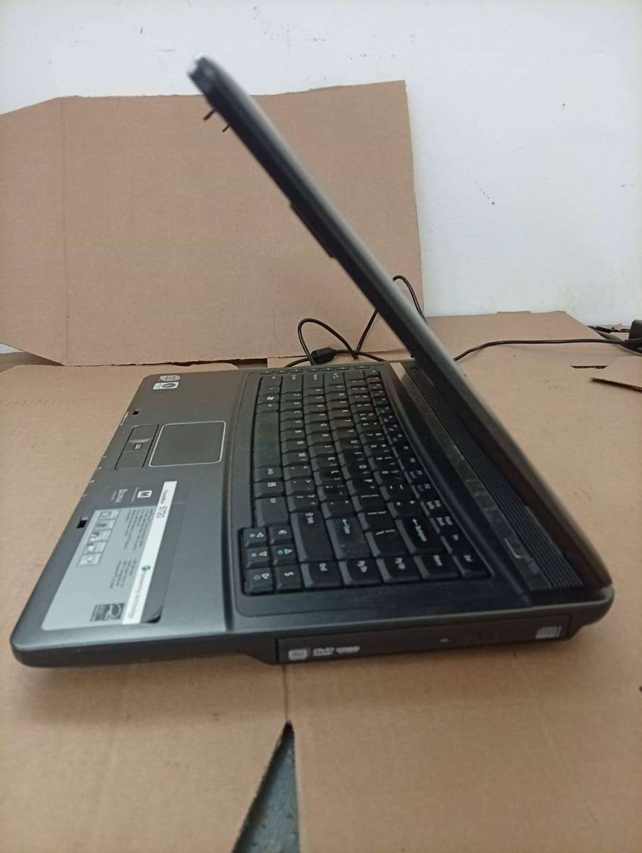 Acer Travelmate 5720-Intel Core 2 DUO-Intel GMA X3100-2GB DDR2 RAM-1TB HDD-Windows 10 Pro