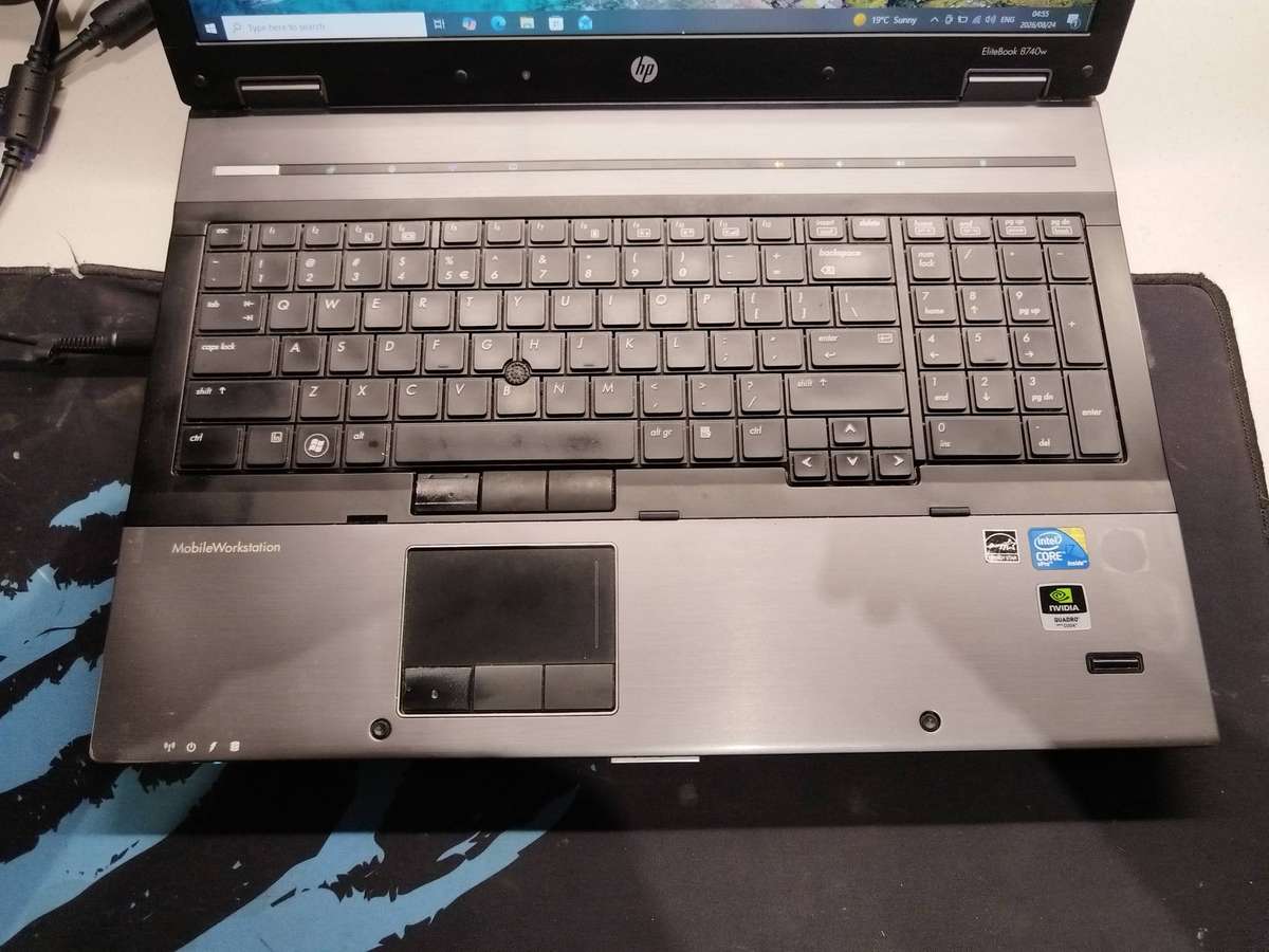 HP EliteBook 8740w - Core i7 - 8GB RAM - 256GB SSD - Windows 10 Pro - NVIDIA Quadro 2800M