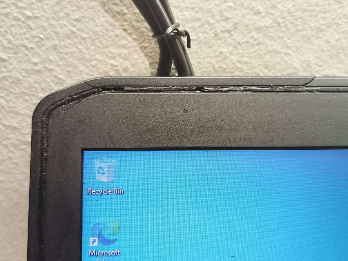 Dell Latitude E5420 - Intel Core i3 - 4GB RAM - 320GB HDD - Windows 10 Pro