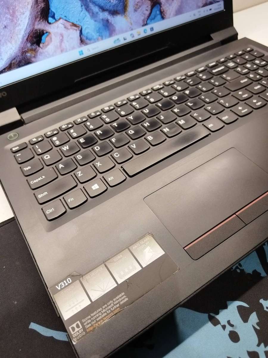 Lenovo V310 - Core i5-7200U - 8GB RAM - 1TB HDD - Windows 11 Pro