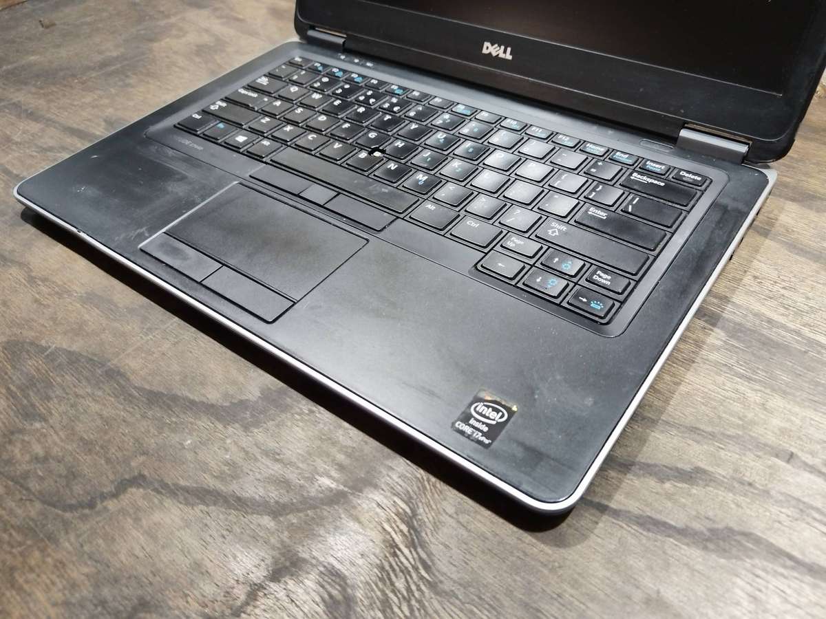 Dell Latitude E7440 - Intel Core i7 - 8GB RAM - 256GB mSATA SSD - Windows 10 Pro - Intel Graphics