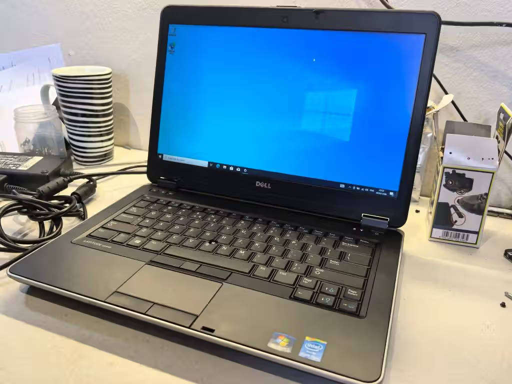 Dell Latitude E6440 - Intel Core i5 - 4GB RAM - 320GB HDD - Windows 10 Pro
