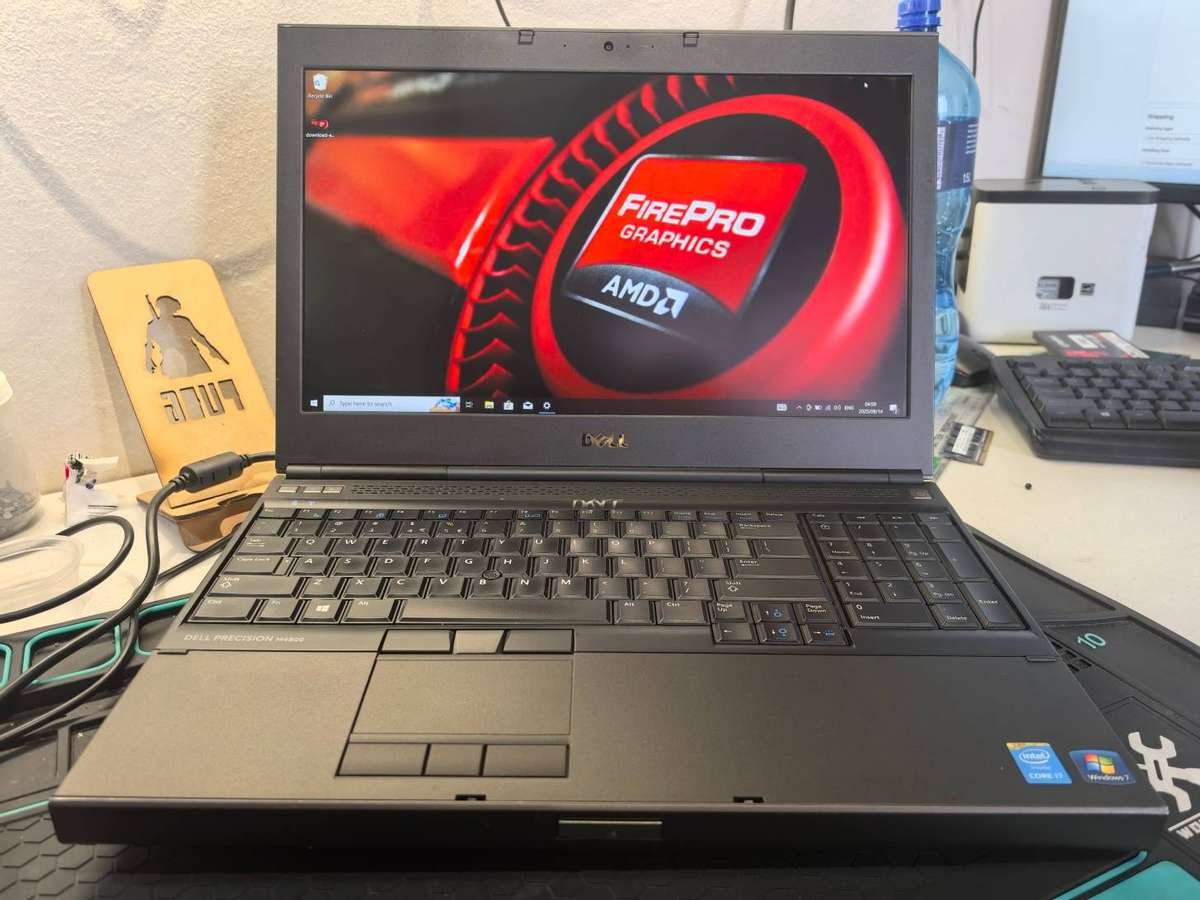 DELL PRECISION M4800, i7-4810MQ, 16GB RAM, 256GB SSD, FHD, AMD FIREPRO R9 M200X