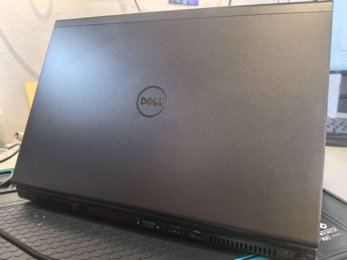DELL PRECISION M4800, i7-4810MQ, 16GB RAM, 256GB SSD, FHD, AMD FIREPRO R9 M200X