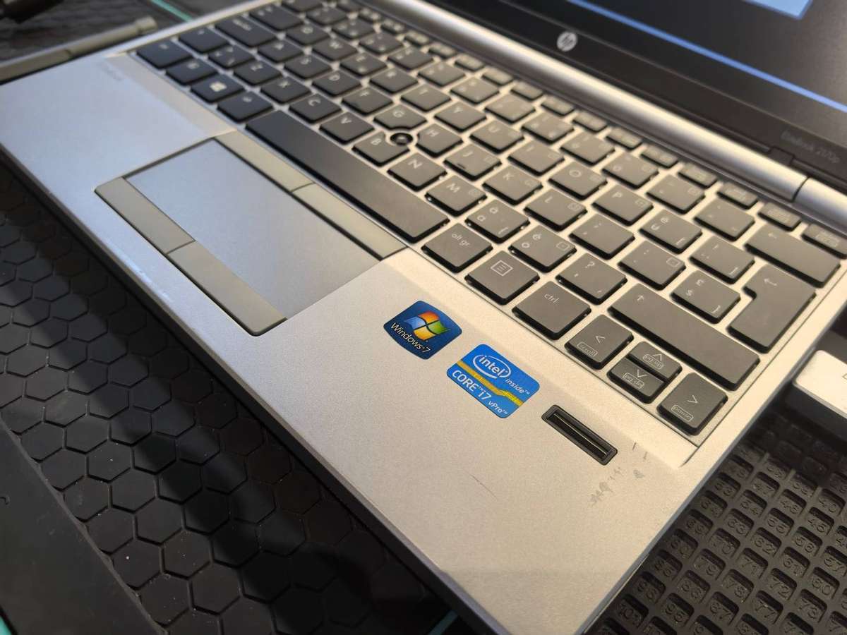 HP ELITEBOOK 2170P, i7-3667U, 8GB RAM, 500GB HDD, backlit keyboard