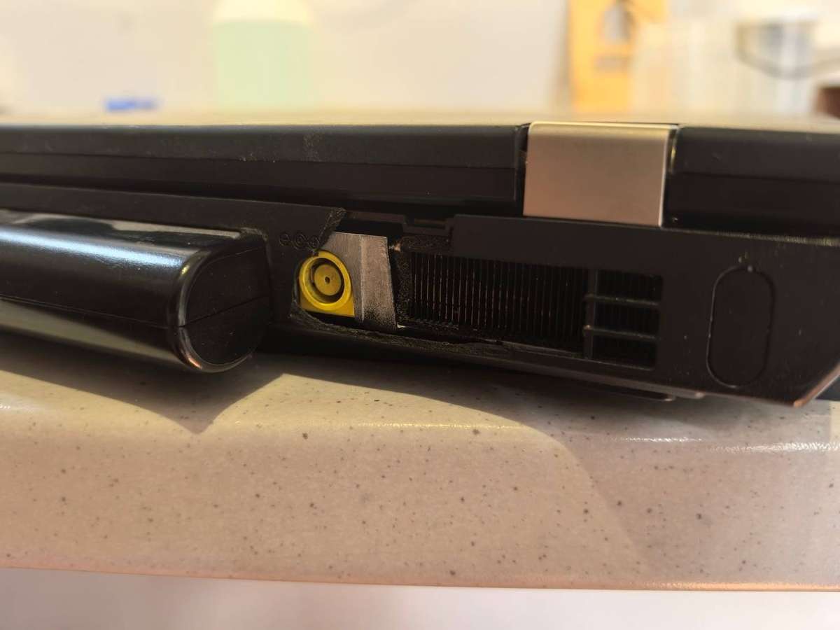 LENOVO THINKPAD T530, i7-3520M, 8GB RAM, 500GB HDD, NVIDIA GRAPHICS