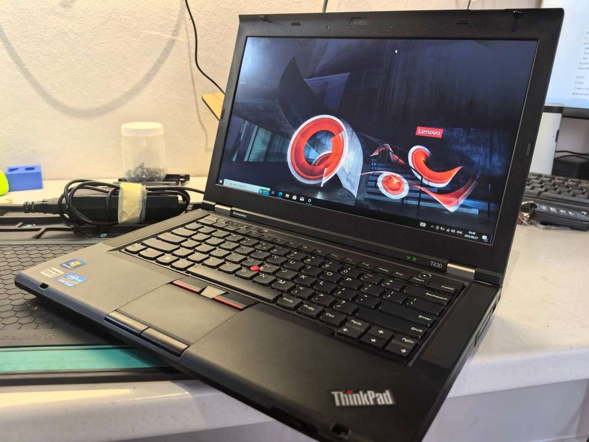 Lenovo ThinkPad T430, i5-3320M, 8GB RAM, 500GB HDD, DVD, HD+