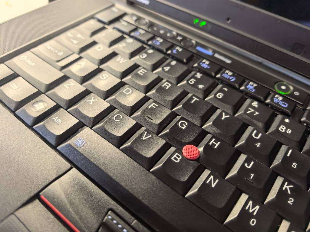 LATE ENTRY, LENOVO THINKPAD T520, i7-2640M, 8GB RAM, 500GB HDD, NVIDIA GRAPHICS, HD+ DISPLAY