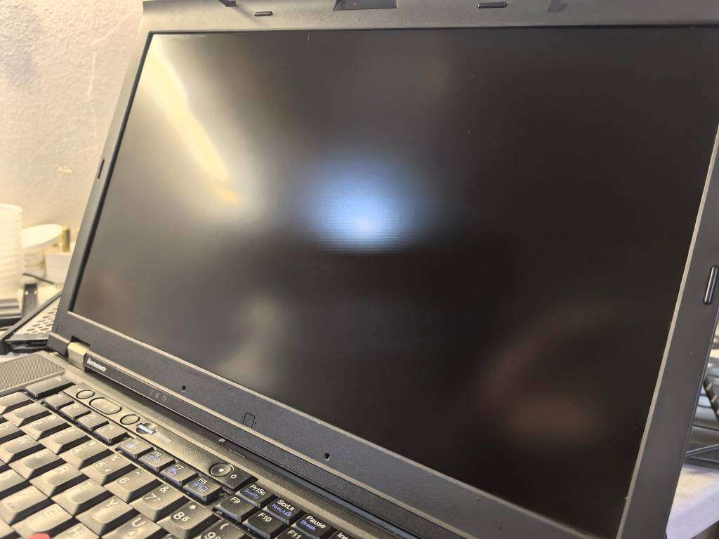 LATE ENTRY, LENOVO THINKPAD T520, i7-2640M, 8GB RAM, 500GB HDD, NVIDIA GRAPHICS, HD+ DISPLAY