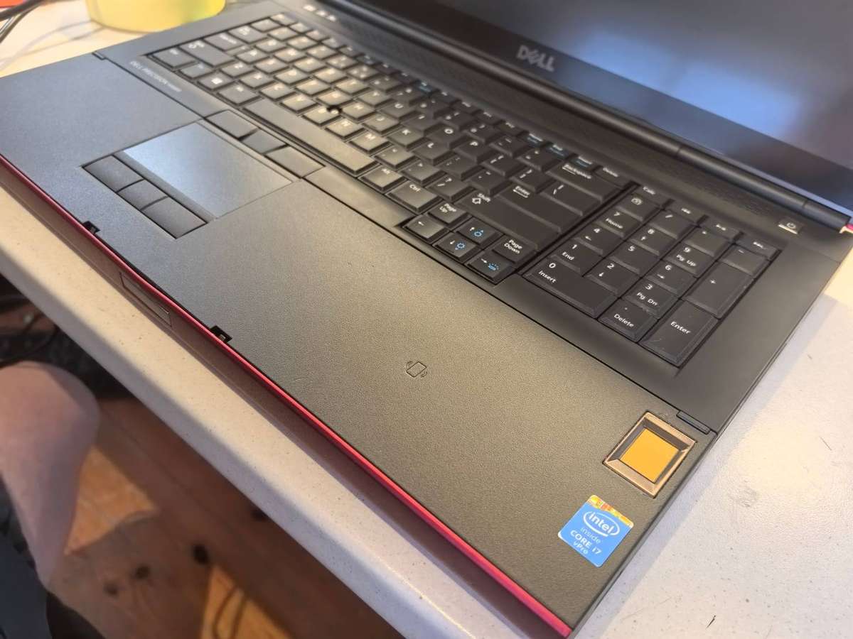 ENGINEERING DELL PRECISION M6800, i7-4800MQ, 32GB RAM, 512GB SSD, 1000GB HDD, NVIDIA K3100M 4GB, FHD