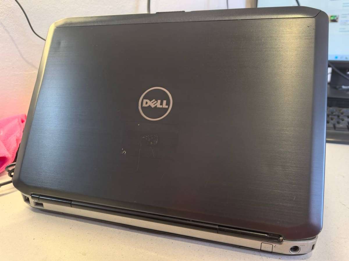 Dell Latitude E5430, i5-3230m, 4GB RAM, 500GB HDD, HD