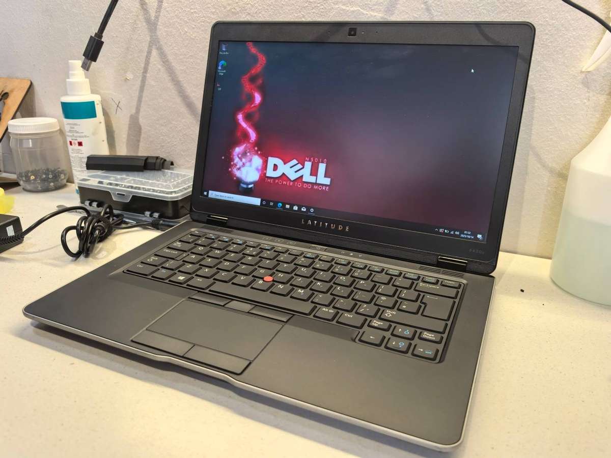 DELL LATITUDE 6430U ULTRABOOK, i5-3437U, 8GB RAM, 128GB SSD, HD+ DISPLAY