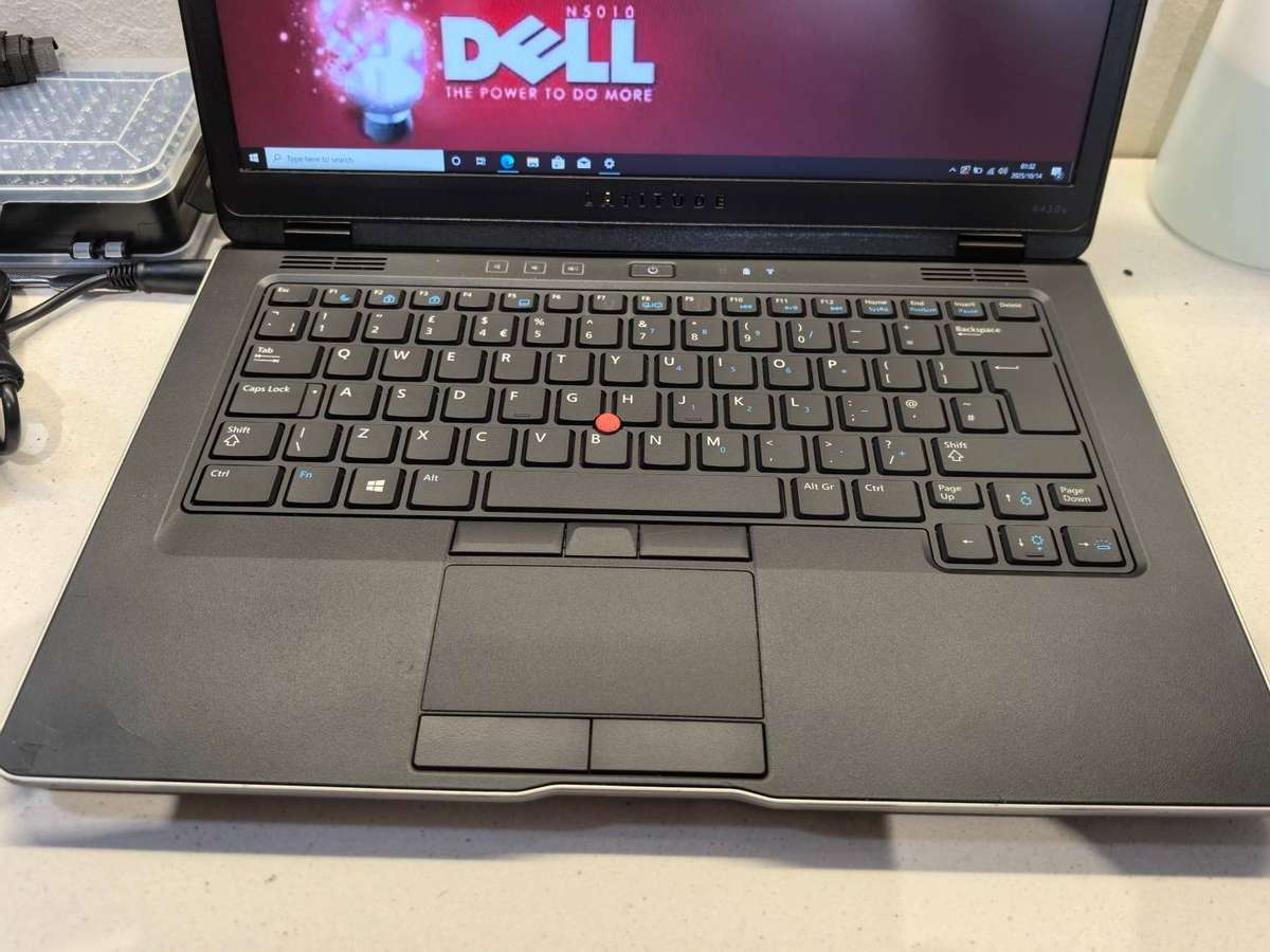 DELL LATITUDE 6430U ULTRABOOK, i5-3437U, 8GB RAM, 128GB SSD, HD+ DISPLAY