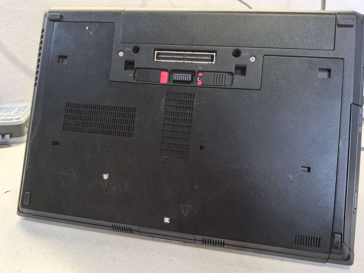 HP EliteBook 8460P - Intel Core i5-2520M - 4GB RAM - 500GB HDD-HD