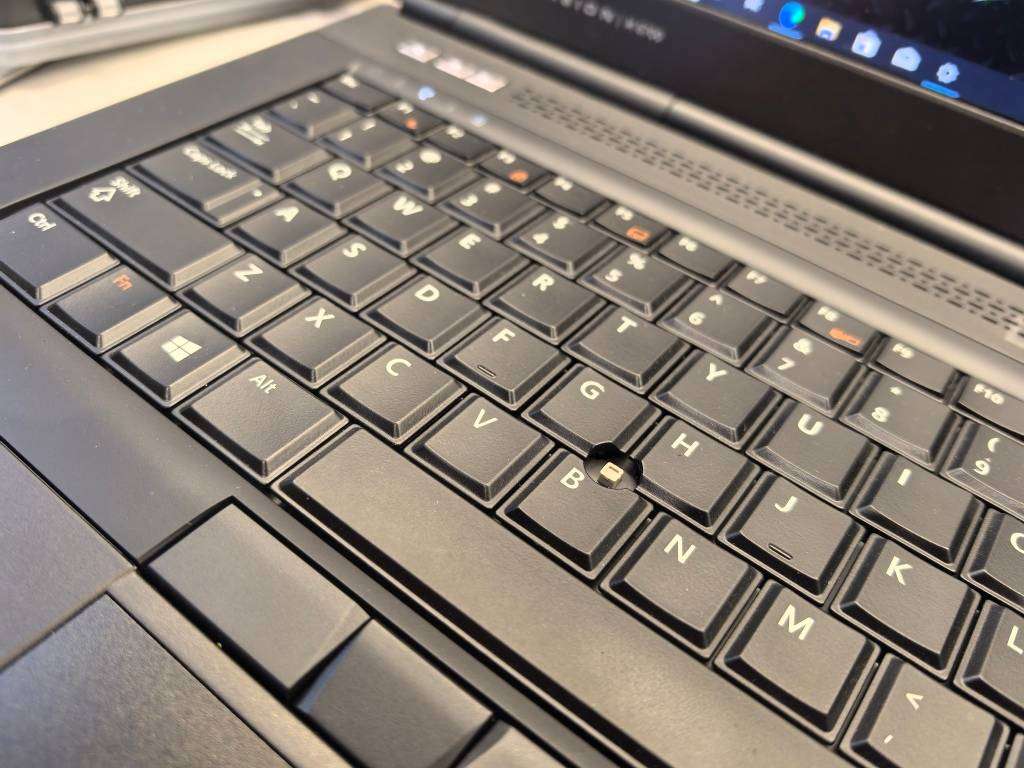 Graphic Design, Dell Precision M6600, i7-3740QM, 8GB RAM, 480GB SSD, NVIDIA QUADRO K4000M, Windows10