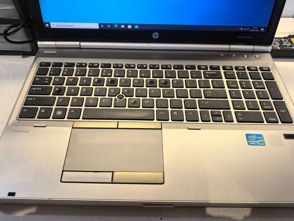 HP ELITEBOOK 8570P, i5-3360M , 8GB RAM,500GB HDD, HD+, Windows 10