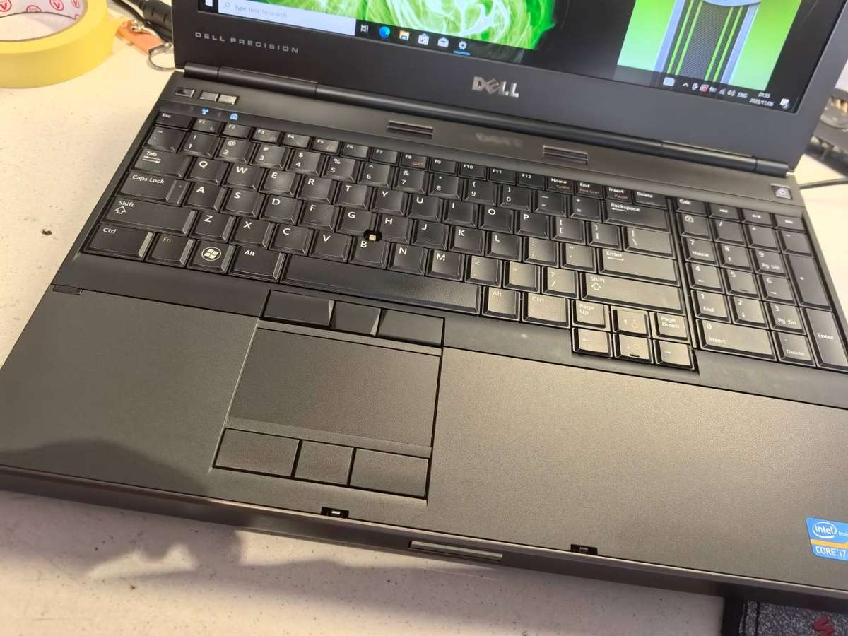 Dell Precision M4600, i7-2760QM, 8GB RAM, 256GB SSD, FHD, NVIDIA QUADRO 1000M