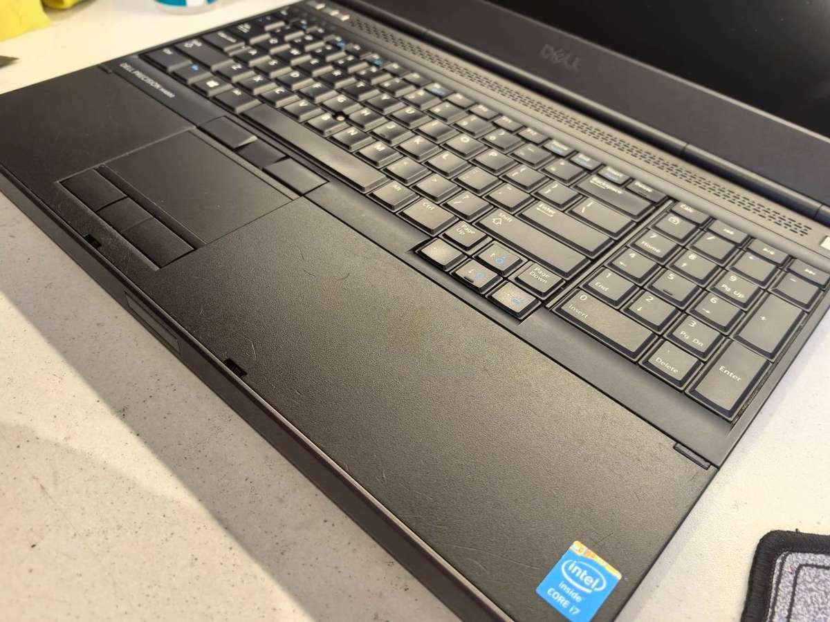 Dell Precision M4800, i7-4810QM, 16GB RAM, 500GB SSD, FHD, NVIDIA QUADRO 1100M