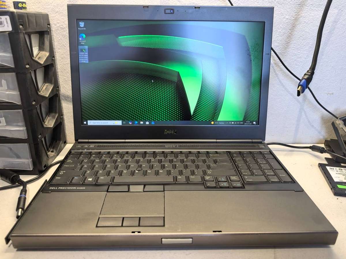 Dell Precision M4800, i7-4800QM, 8GB RAM, 256GB SSD, FHD, NVIDIA Quadro 2100M