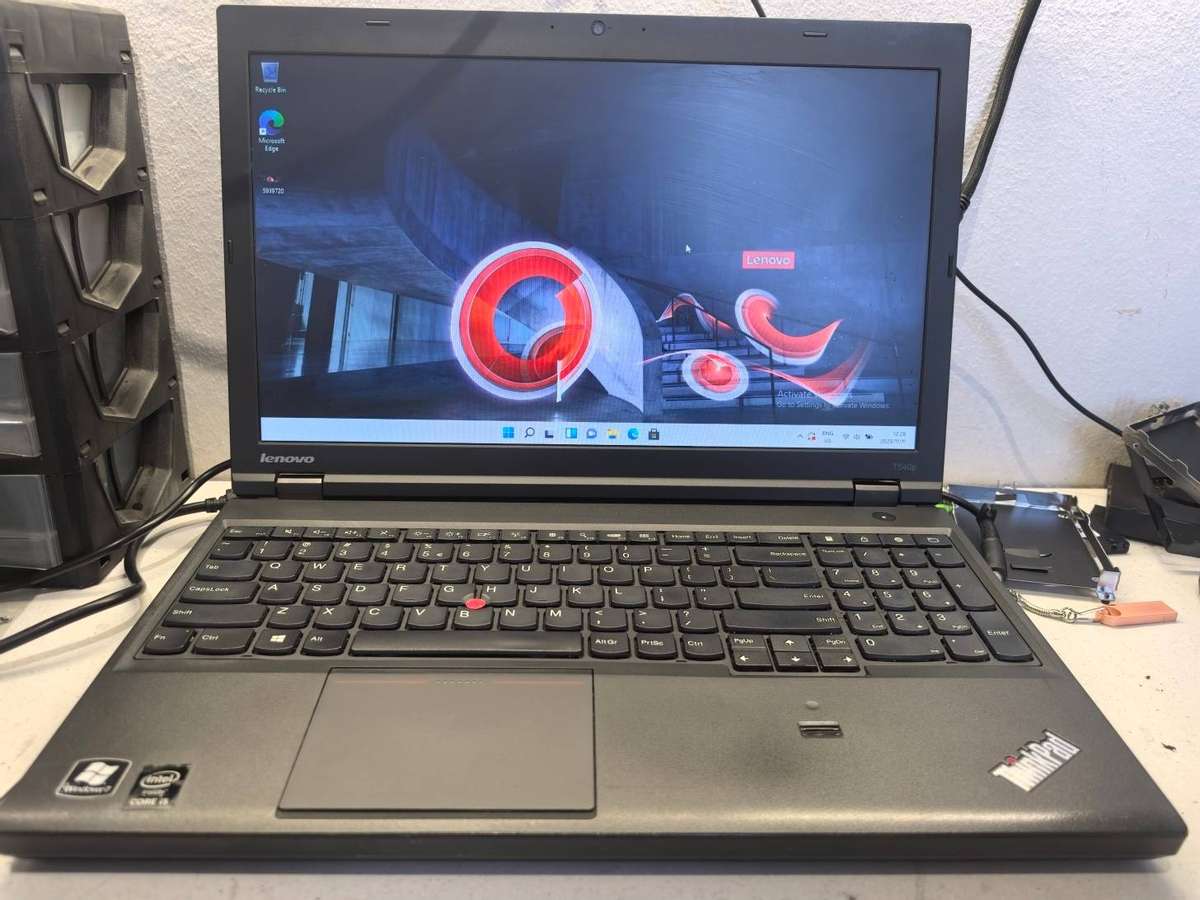 Lenovo ThinkPad T540p, i5-4300M, 8GB RAM, 500GB HDD, DVD