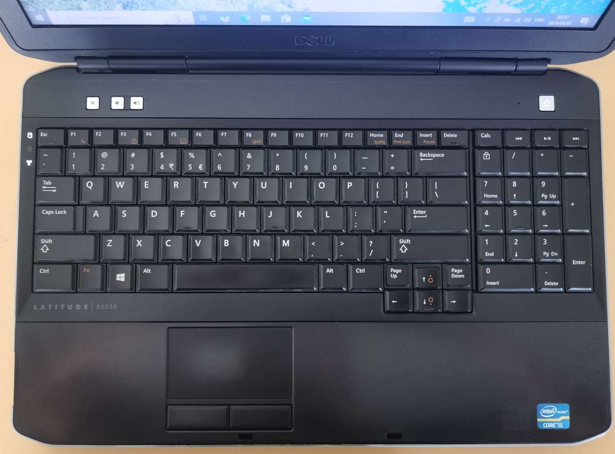 Dell Latitude E5530 - Intel Core i5-3210M @ 2.50 - 4GB RAM - 500GB HDD