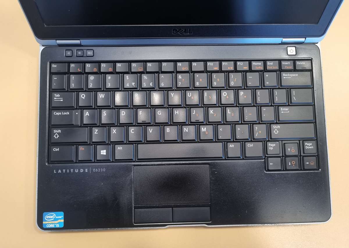 Dell Latitude E6230 - Intel Core i5-3320M @ 2.60GHz - 4GB RAM - 500GB HDD