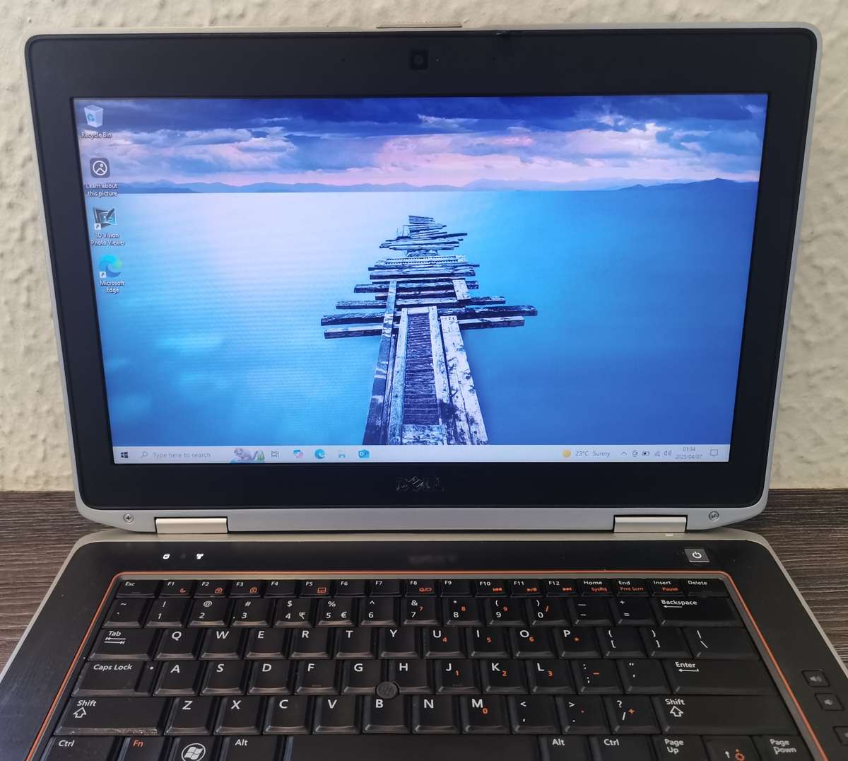 Dell Latitude E6420 - Intel Core i5-2520M @ 2.50GHz - 4GB RAM - 500GB HDD